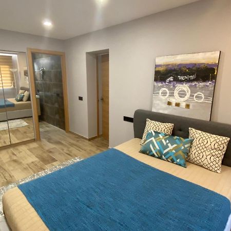 Tomas Apartamentos Sagaro 桑特费柳德吉克索尔斯 外观 照片