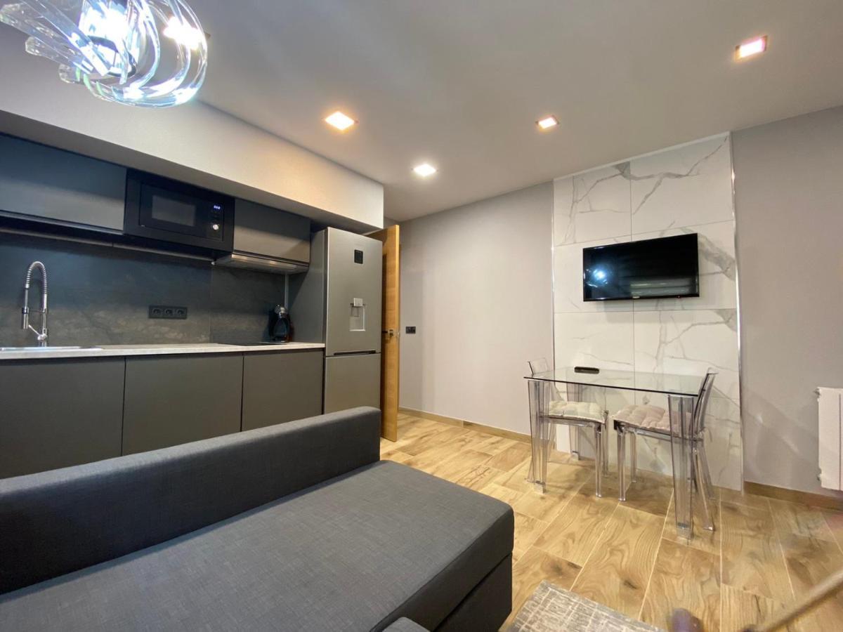 Tomas Apartamentos Sagaro 桑特费柳德吉克索尔斯 外观 照片