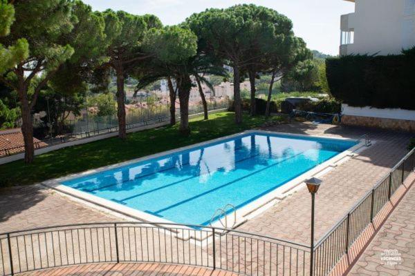 Tomas Apartamentos Sagaro 桑特费柳德吉克索尔斯 外观 照片